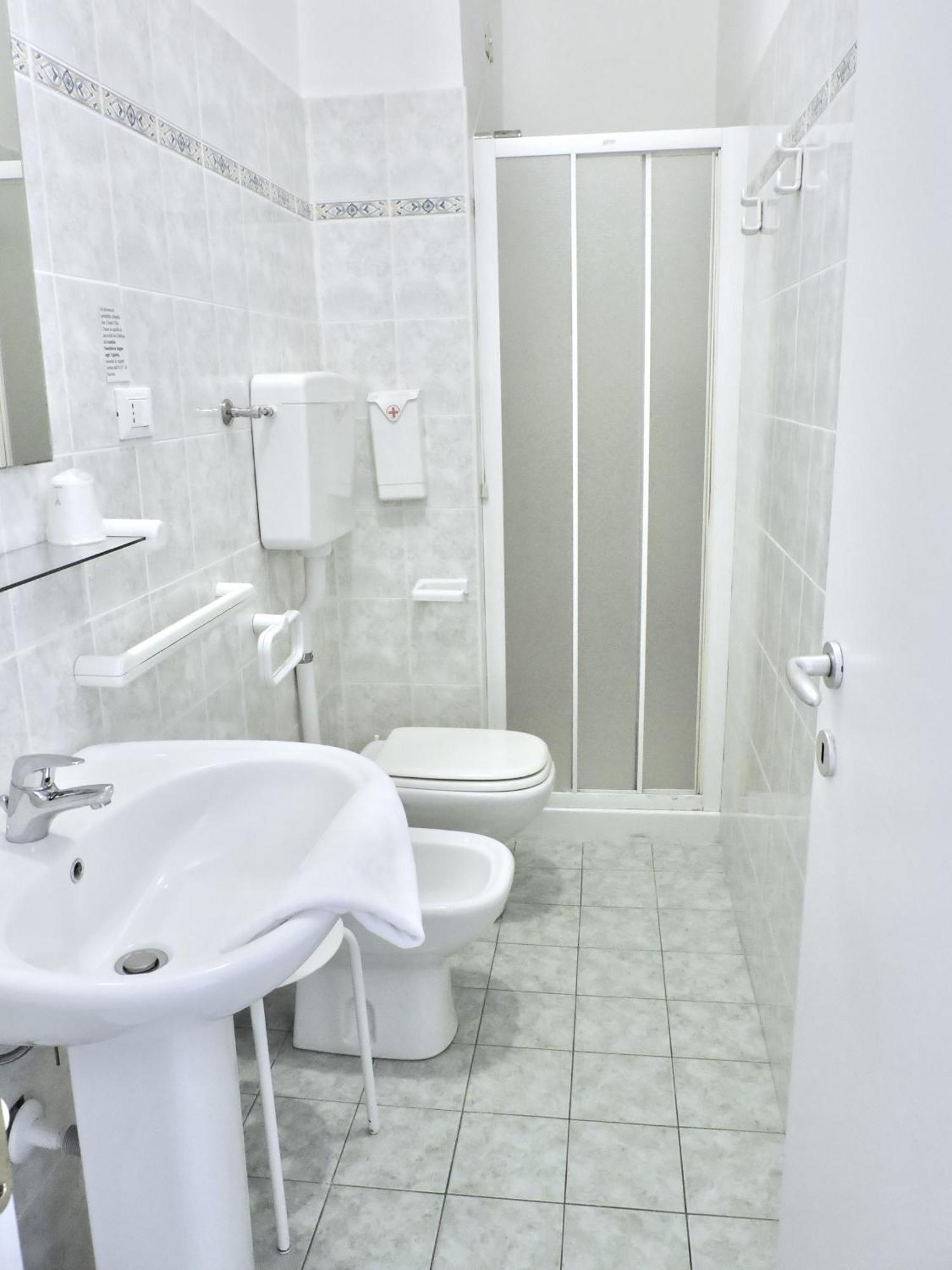 Hotel Villa Chiara Finale Ligure Εξωτερικό φωτογραφία