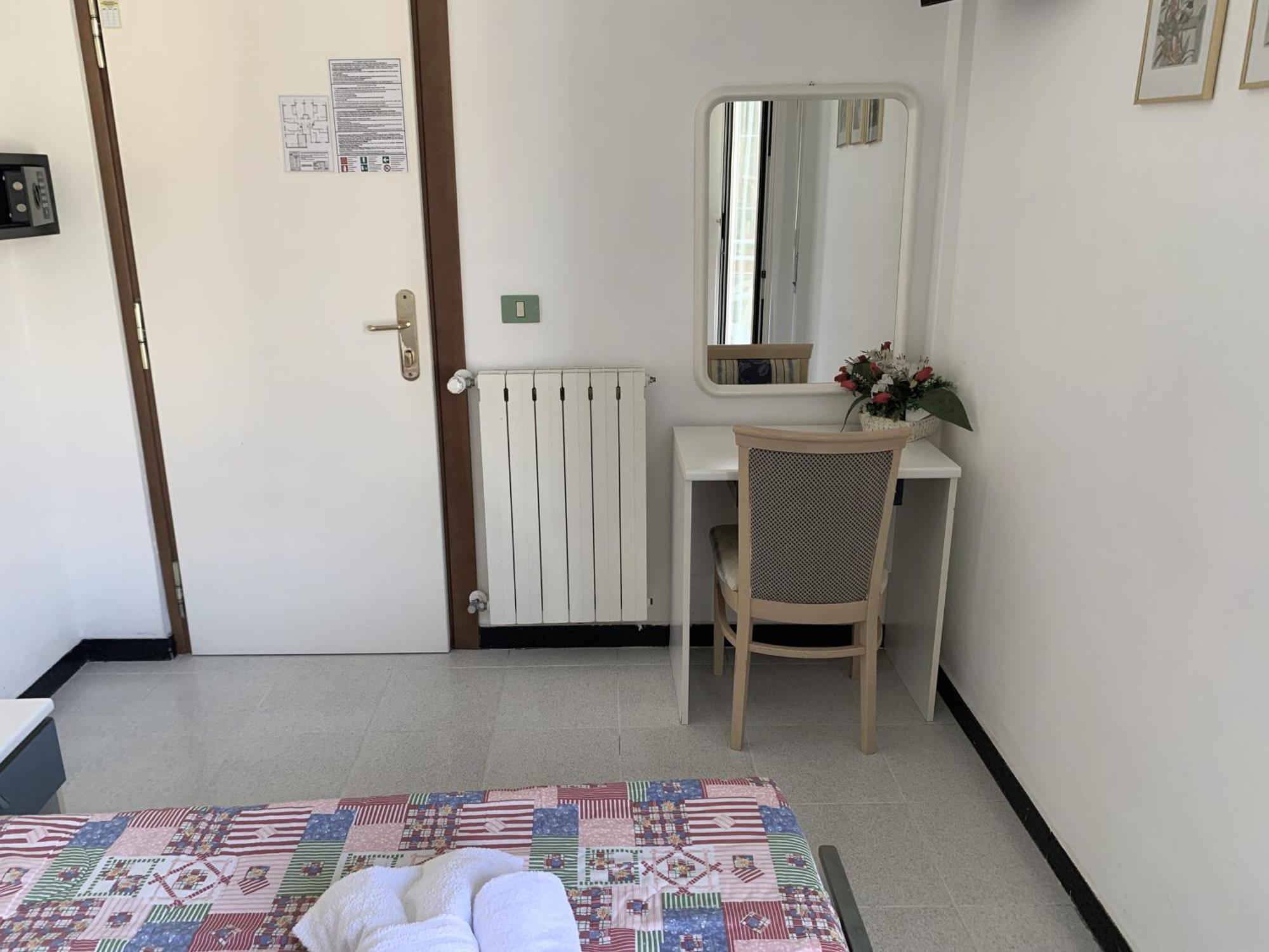 Hotel Villa Chiara Finale Ligure Εξωτερικό φωτογραφία