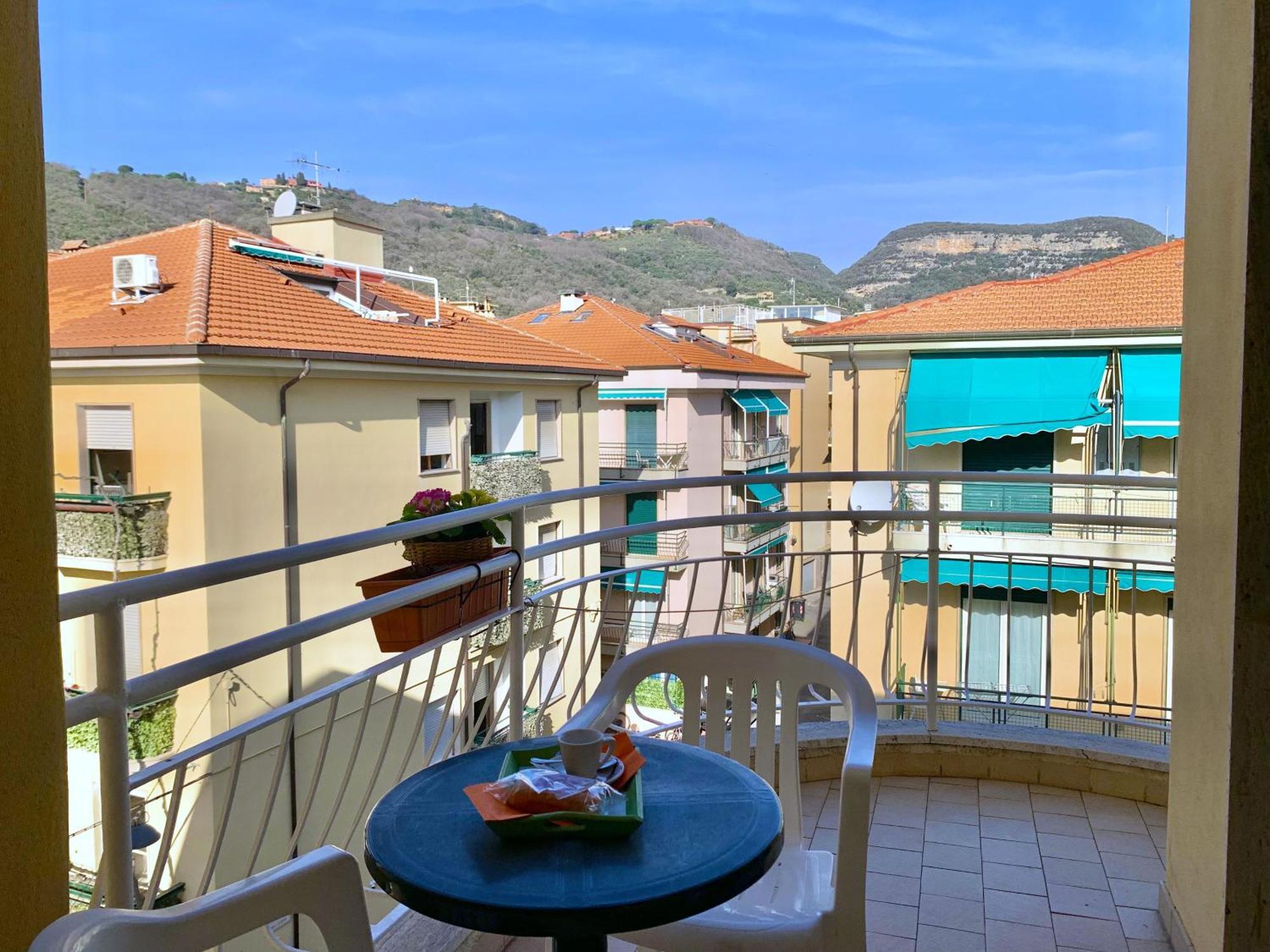 Hotel Villa Chiara Finale Ligure Εξωτερικό φωτογραφία